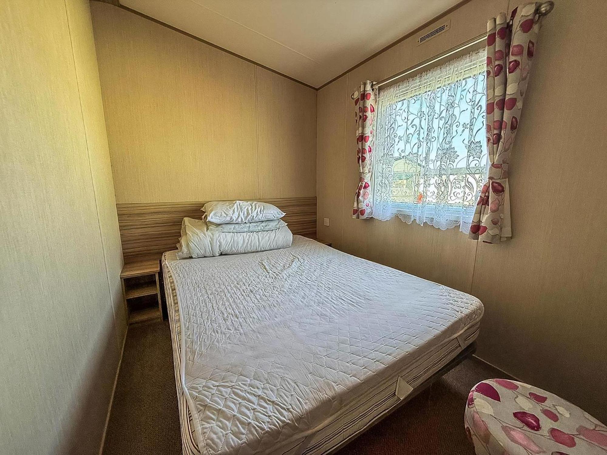 Great 8 Berth Caravan In Norfolk Near To Great Yarmouth Ref 20178Bs Hopton on Sea ภายนอก รูปภาพ